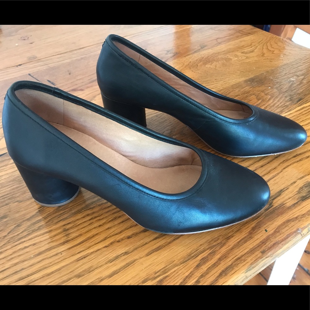 Madewell Reid Pumps (black leather, size 9)